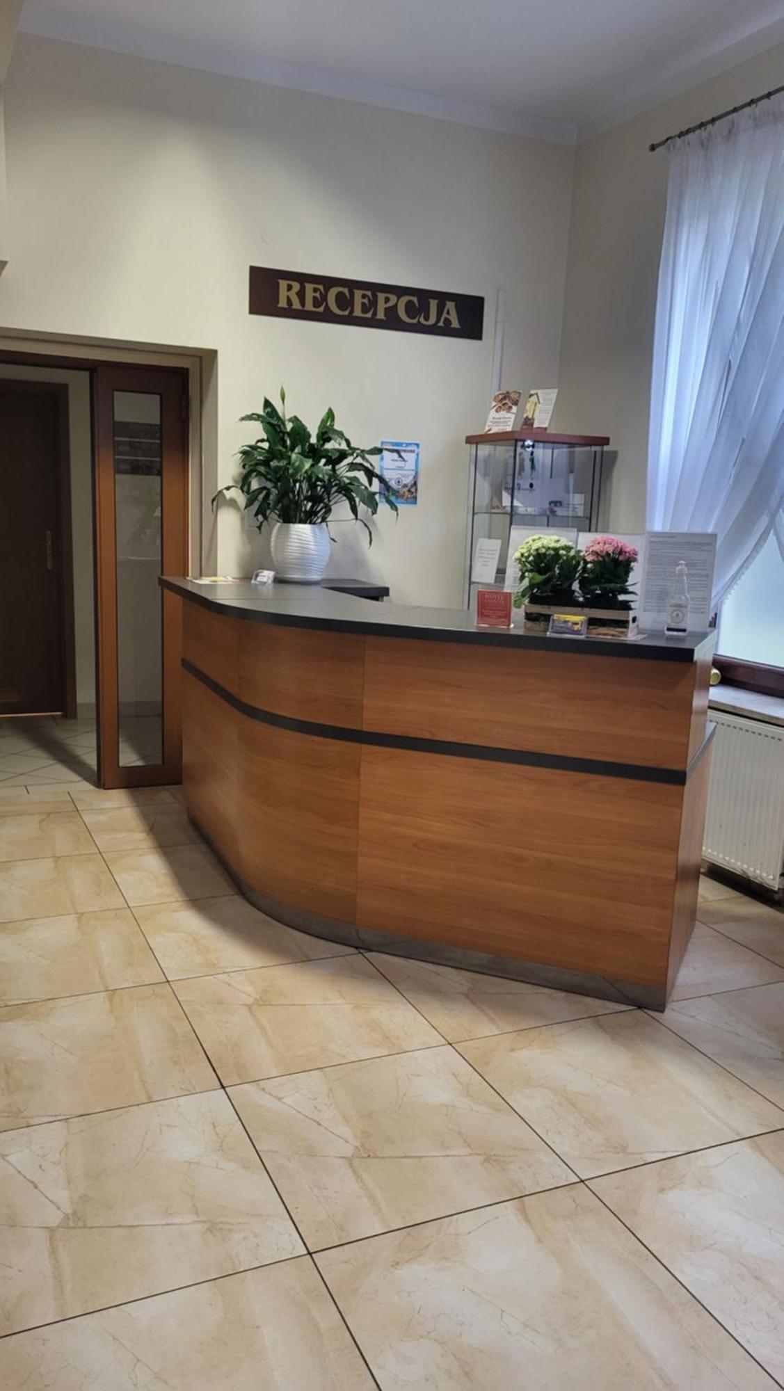 Hotel Chancza Spa & Restauracja Rakow  외부 사진