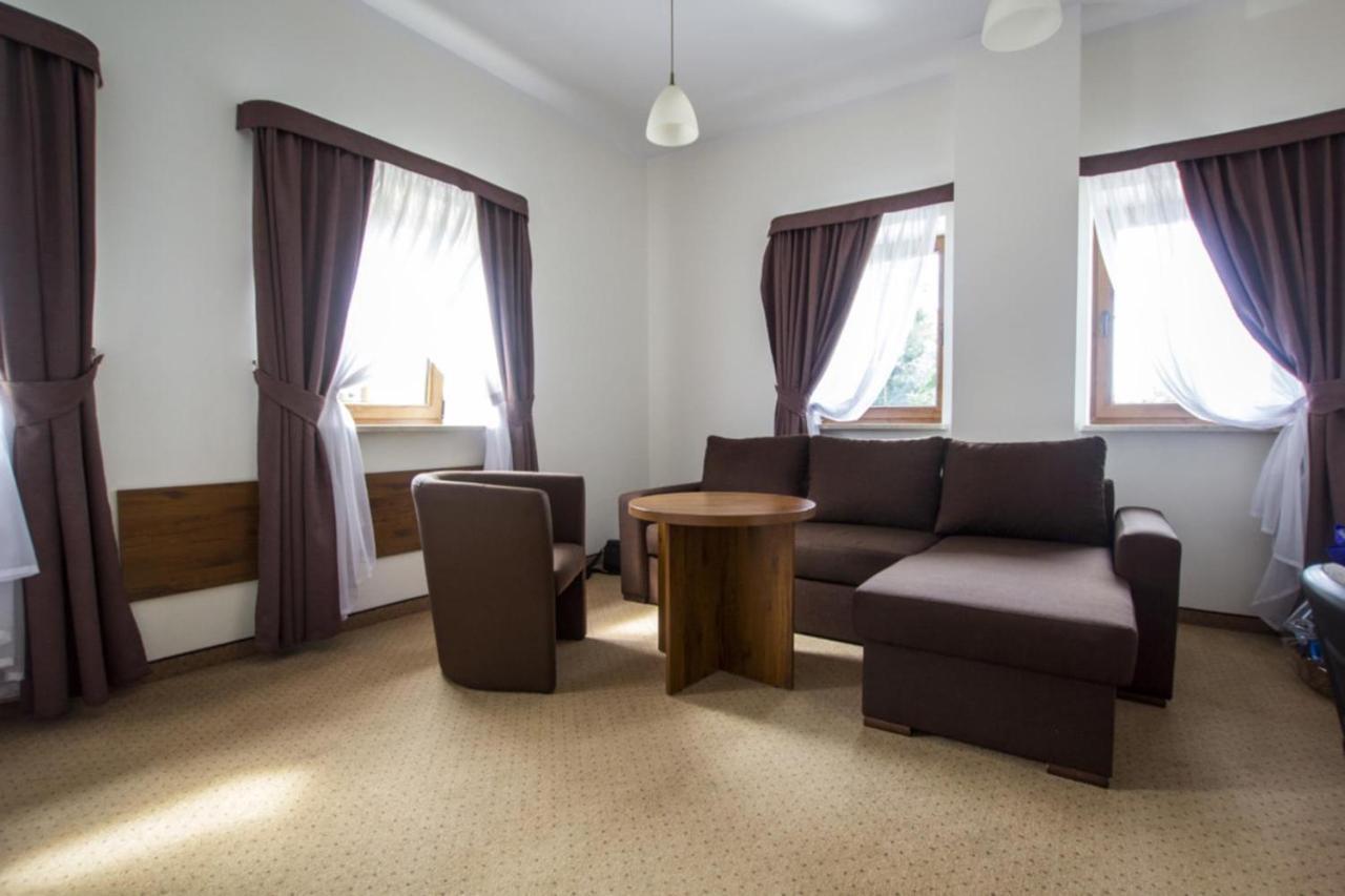 Hotel Chancza Spa & Restauracja Rakow  외부 사진